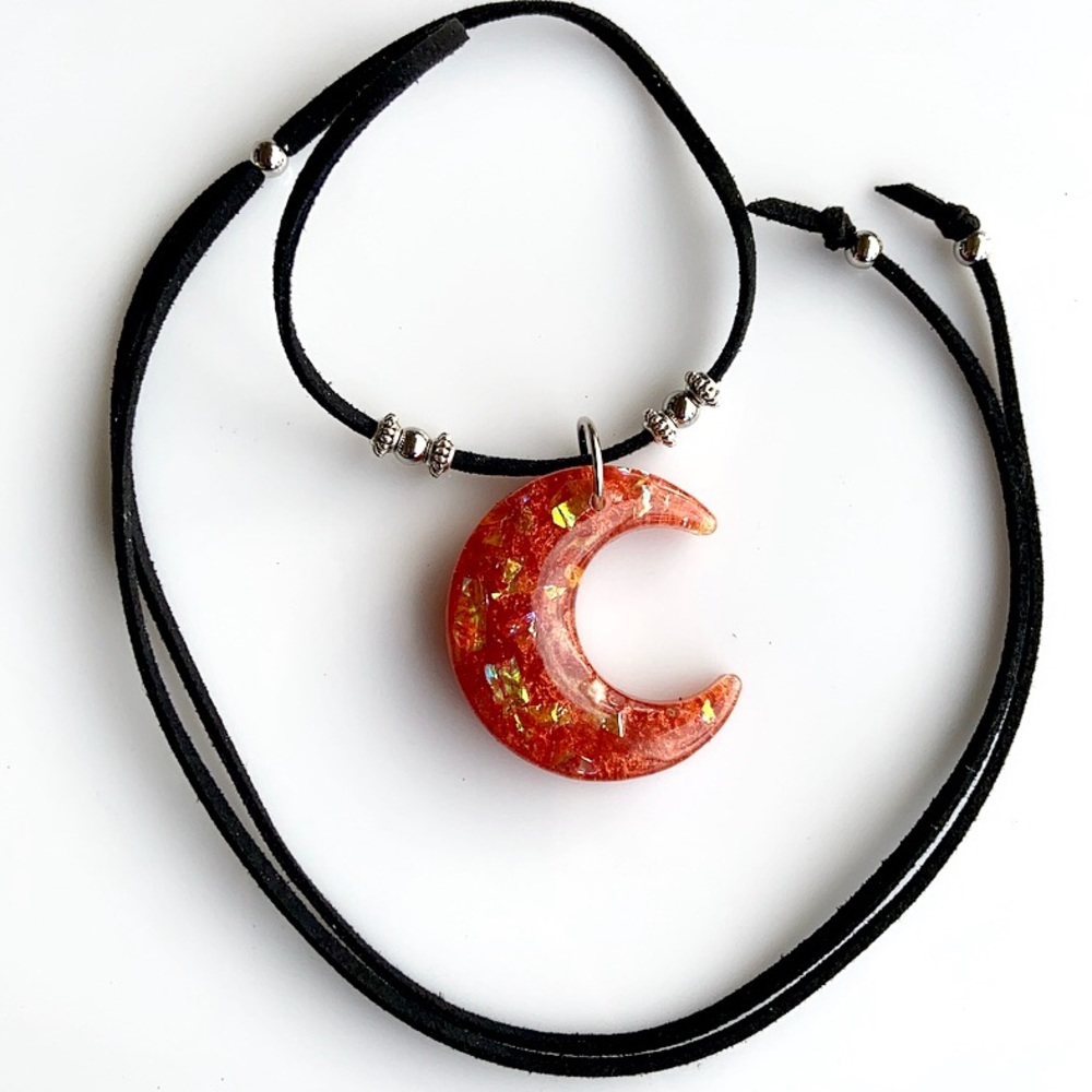 Orange & iridescent glitter resin crescent moon - Picture 4 of 14